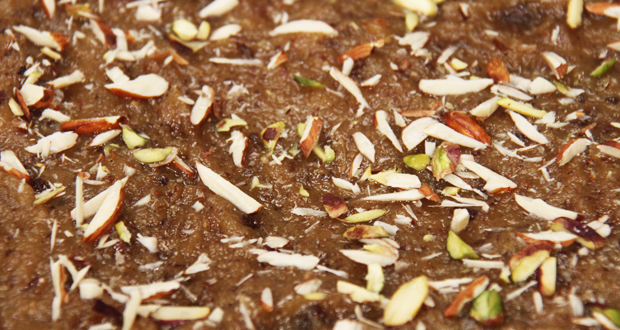 Daal Khajoor Halwa