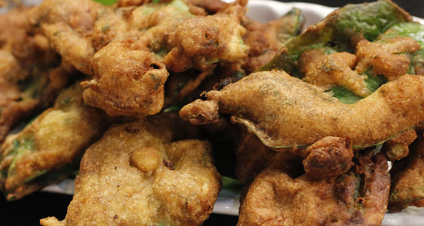 Palak kay Pakoray