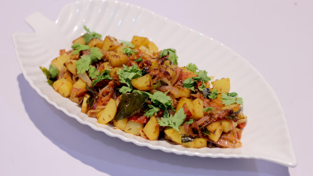 Aloo Pyaz Fry | Mehboob's Kitchen