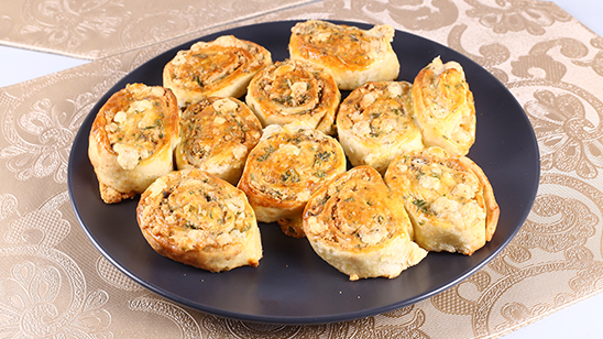 Cheese Scrolls Recipe | Food Diaries